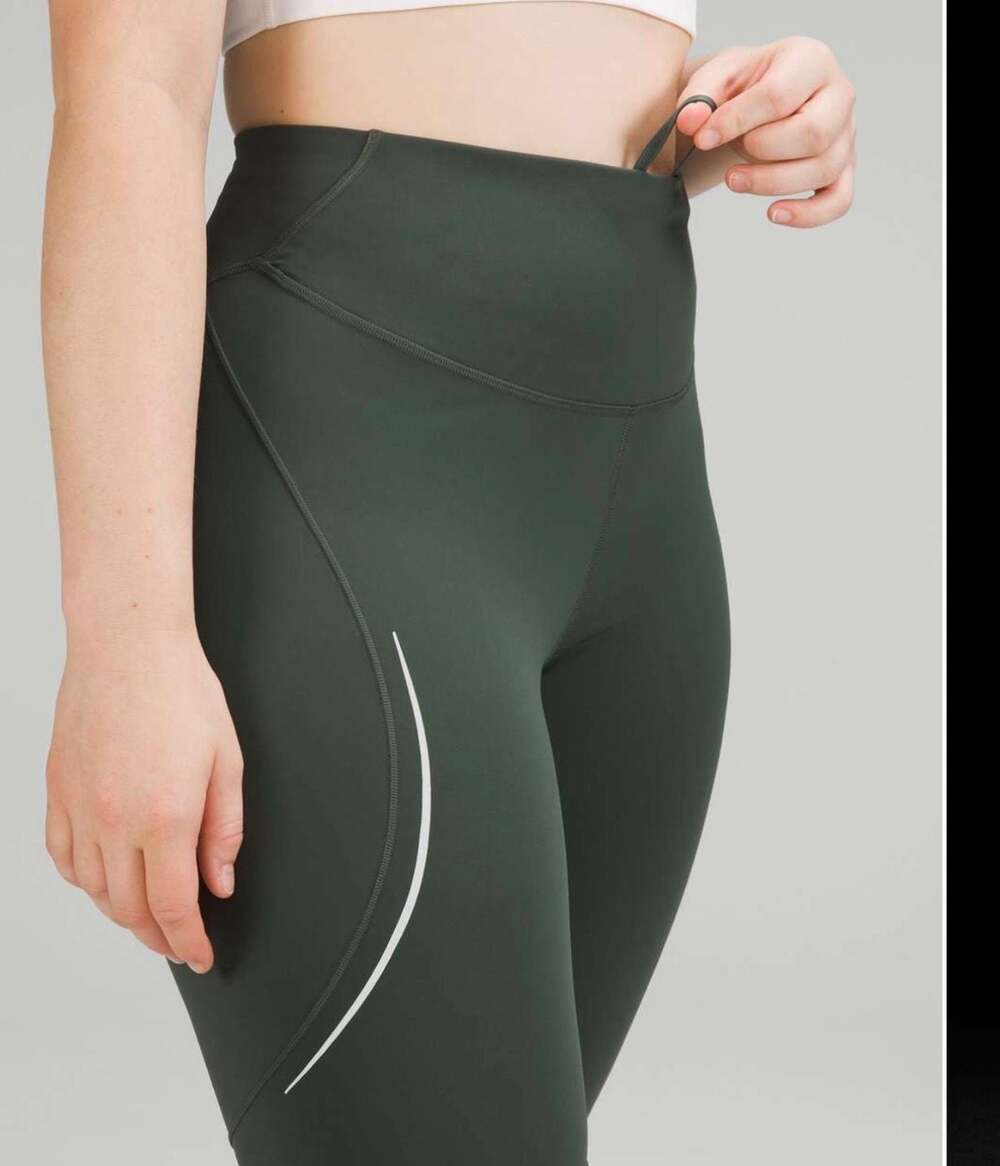 Lululemon Base Pace High-Rise Reflective Tight 25"
 Sz 4 - Picture 3 of 10
